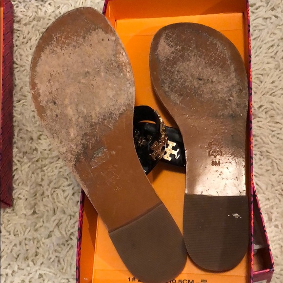 ❌SOLD❌ Tory Burch Val Flat Sandal - Picture 6 of 8